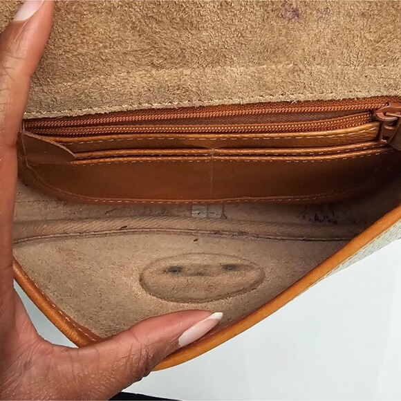 Dooney & Bourke Pebble All Equestrian Tack Leather CrossBody Bag - Picture 3 of 6